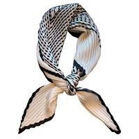 Printemps Simple plissé petit carré foulard en soie Style nordique imprimé motif nouvelle corée du sud INS écharpe pour femmes
