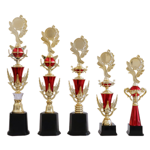China Manufacturer Custom Plastic Sports Trophy Cup Award for Football Soccer Match
