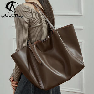 Sac fourre-tout vintage en cuir véritable AndoBag, grande capacité, nouvelle mode, pour femmes, version coréenne, sacs à bandoulière tendance 3219 - Product Image 1