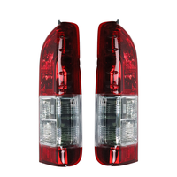 Feu arrière rouge 12V en matériau PP pour Toyota Hiace 2014-2017
