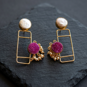 Boucles d'oreilles pendantes en laiton plaqué or 18 carats, fabriquées artisanalement, avec pierres précieuses douces, couleurs personnalisables, logo, style minimaliste, pour femmes, usage quotidien - Product Image 3