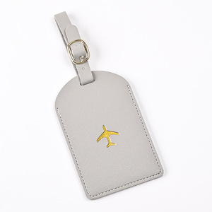 Étiquette de bagage en cuir imperméable et durable avec logo d'avion en feuille d'or couleur personnalisée pour voyages internationaux - Product Image 4