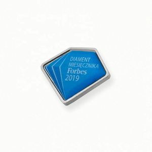 Pin de Solapa Personalizado con Tu Nombre en Resina Epoxi, Venta Caliente - Product Image 2