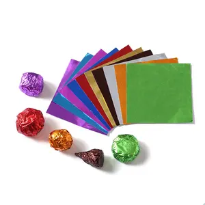 20 Farben Schokolade Aluminium Verpackungs folie 8x8 10x10 benutzer definierte Folie Schokolade Geschenk papier