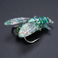 Leurre de pêche bionique en forme d'insecte, micro-mouche artificielle souple avec ailes scintillantes et hameçon simple tranchant en acier inoxydable pour la pêche au bar