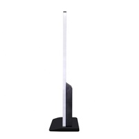55 Inch Floor Standing Nirkabel Pengisian Kios dan Kabel Kabel USB Pengisian Stasiun untuk Bandara atau Stasiun Kereta Bawah Tanah