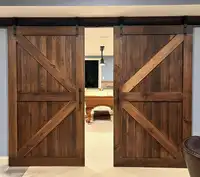 Portas de madeira para madeira pintadas, piso em madeira rústico para portas de farinha, madeira de pinha sólida para portas deslizantes de madeira para casa
