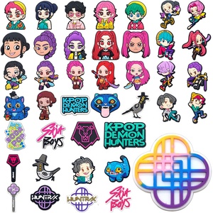 Nuevas decoraciones para zuecos de hombre de <span class=keywords><strong>Stranger</strong></span> <span class=keywords><strong>Things</strong></span>, venta al por mayor, dijes de PVC suave extraíbles DIY de anime, K-pop, Demon Hunters para fiestas - Product Image 2