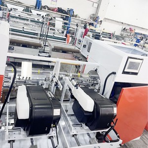 Máquina automática de corte y pesaje de rollos Hongtong RHT-500*2 para la fabricación de bolsas de almacenamiento de alimentos - Product Image 2