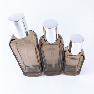 <span class=keywords><strong>Set</strong></span> Botol Pompa Kosmetik Kaca Yo Li O YLO-ZJY-027 dengan Tutup dan Kuas untuk Wadah dan Stoples Perawatan Kulit - Product Image 1