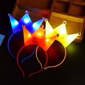 تاج LED تاج رأس الأميرة مع تأثير متوهج لعودة النساء إلى المدارس حفلات أعياد الميلاد للأطفال - Product Image 6