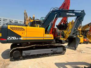 Excavatrice sur chenilles Hyundai 220LC-9S d'occasion, modèle 2020, godet de 1,05 m, poids opérationnel de 22000 kg, 4001-6000 heures de fonctionnement, bon état - Product Image 3