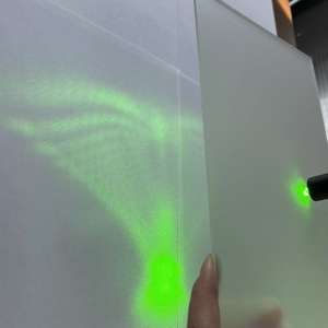 Plaque diffuseur personnalisable à biais angulaire PC PMMA 3MM Lumière uniforme UL94 V0 V2 Feuille optique microstructurée Panneau lumineux LED Rina - Product Image 1