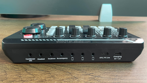 Carte son F998, table <span class=keywords><strong>de</strong></span> mixage audio, interface audio pour podcast, <span class=keywords><strong>avec</strong></span> <span class=keywords><strong>effets</strong></span> <span class=keywords><strong>de</strong></span> mixage DJ, <span class=keywords><strong>changeur</strong></span> <span class=keywords><strong>de</strong></span> <span class=keywords><strong>voix</strong></span> <span class=keywords><strong>avec</strong></span> <span class=keywords><strong>effets</strong></span> sonores pour karaoké - Product Image 5