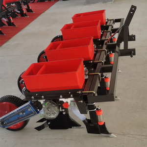 Sembradora de Maíz de Doble Hilera Montada en Tractor de Dos Ruedas Pequeño con Tanque de Fertilizante, Color Rojo - Product Image 4
