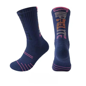 Chaussettes de basketball haut de gamme personnalisées avec logo, qualité supérieure, pour athlètes, course à pied, vente en gros - Product Image 5