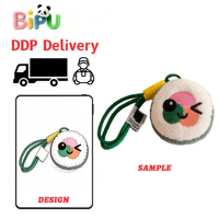 Porte-clés en peluche de coton personnalisé en usine, motif rouleau de sushi aux algues réalistes, broderie faciale, design alimentaire simulé, Noël