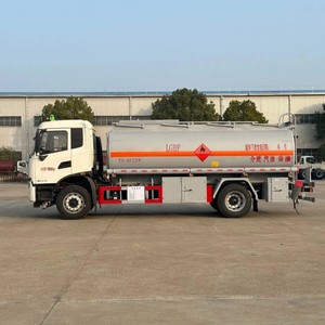 รถบรรทุกน้ำมันดีเซล Dongfeng 4x2 ขนาด 15CBM 12CBM พร้อมปั๊มสำหรับการขนส่งสินค้าอันตรายแบบเคลื่อนที่และการจ่ายน้ำมันในกลุ่มรถบรรทุก - Product Image 3