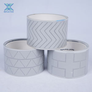 Pellicola Vinilica Riflettente LX ad Alta Lucentezza, Film per Trasferimento Termico, Adesivo Riflettente Argento ad Alta Riflettività - Product Image 3