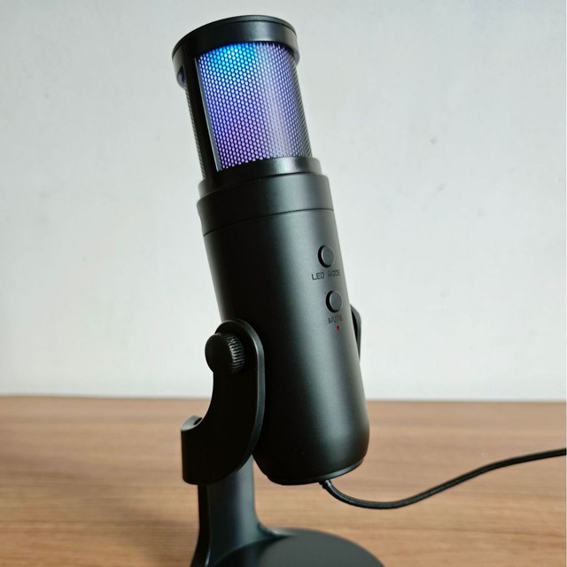 USB Condenser Microphone for PC/laptop/smartphone; Supercardioid Pattern; Live Streaming Recording/monitoring; 60Hz-15KHz