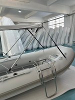 Bateau pneumatique à coque en aluminium Achilles Hypalon UT420 de 420 cm avec échelle et auvent