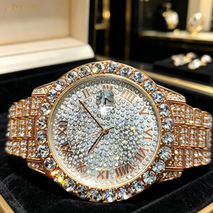 นาฬิกาควอตซ์ผู้ชายหรูหราประดับเพชรแบบ Iced Out พร้อมโลโก้สั่งทำพิเศษ สไตล์ฮิปฮอป ประดับโมอิสซาไนต์เต็มเรือน ดีไซน์เนอร์ นาฬิกาข้อมือ ราคาขายส่ง - Product Image 3