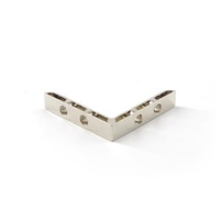 Offre Spéciale 30D en Zinc moulé À L'intérieur Connecteur D'angle Pour profilé d'extrusion d'aluminium pour porte et fenêtre