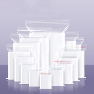 Fournisseur en gros de sacs à fermeture éclair en PE transparent de 4*6 cm (1,6*2,4 pouces) avec barrière contre l'humidité pour le rangement des pulls - Product Image 3