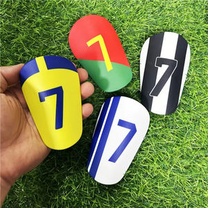 Espinilleras pequeñas personalizadas Espinilleras Mini de fútbol Espinilleras en fútbol - Product Image 4