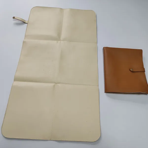 Travel Changing Mat Portable Baby Vegan Leather PU Diaper Changing Pad Waterproof Travel Mat Easy To Clean Small Leather Changing Pad