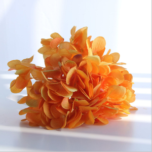 Seda artificial de flor de hortensia la cabeza con tallos de flores artificiales para la boda - Product Image 2