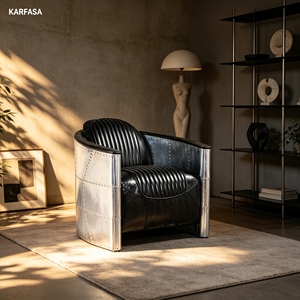 Divano Industriale Personalizzato KARFASA Modello 2046-1S con Dettagli Metallici, Realizzato a Mano, Stile Aviatore Vintage, Bracciolo <span class=keywords><strong>in</strong></span> Alluminio, Seduta Singola <span class=keywords><strong>in</strong></span> Vera <span class=keywords><strong>Pelle</strong></span> - Product Image 1