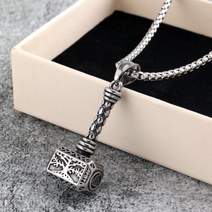 Pendentif Marteau Viking Nordique Vintage en Acier Inoxydable avec Charme Arbre de Vie pour Homme, Bijou Cadeau - Product Image 2