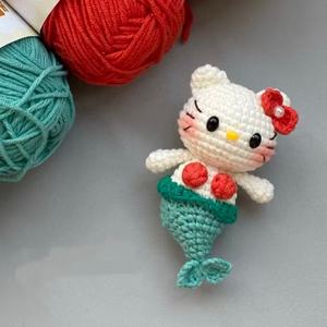 Jouet pour chat sirène au crochet fait main, jouet en peluche animal au crochet super doux avec coton PP, adorable petit jouet pour chat en tricot, amigurumi - Product Image 4
