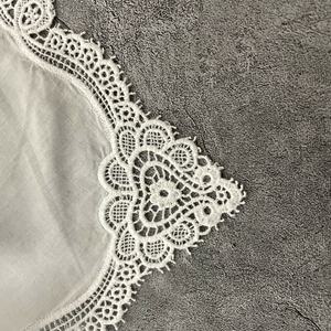 KY001 <span class=keywords><strong>Pañuelos</strong></span> <span class=keywords><strong>de</strong></span> encaje <span class=keywords><strong>de</strong></span> algodón blanco <span class=keywords><strong>pañuelos</strong></span> <span class=keywords><strong>de</strong></span> <span class=keywords><strong>ganchillo</strong></span> para mujeres/damas regalo <span class=keywords><strong>de</strong></span> boda - Product Image 5