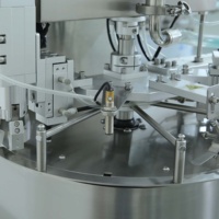 Machine de remplissage de sachets à bec Détergent Lotion liquide Jus cosmétique Boisson Jus Confiture d'huile Ketchup Machine de remplissage et de capsulage de sachets à bec