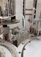 Machine automatique de remplissage et de bouchage de flacons pour la fabrication de peptides liquides de 1 ml, 2 ml, 3 ml