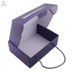 Sang trọng tem nóng mỹ phẩm bưu phẩm carton sóng gói hộp tùy chỉnh Emboss Logo vận chuyển giày quần áo Cap hộp quà tặng với dây thừng - Product Image 3