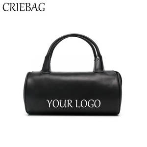 Logo personnalisé sac <span class=keywords><strong>à</strong></span> main en <span class=keywords><strong>cuir</strong></span> végétalien sacs <span class=keywords><strong>à</strong></span> bandoulière pour femmes 2025 Hit Trend femmes tendance de marque grands sacs <span class=keywords><strong>à</strong></span> bandoulière de créateur - Product Image 1