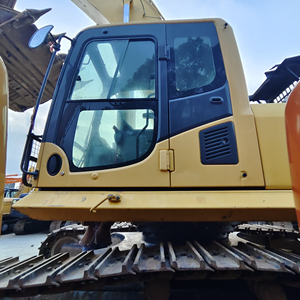 Excavadora Komatsu Pc460LC de Segunda Mano con Buena Flexibilidad, Excavadora Usada Pc450-8r Pc400-8r, Motor de 257KW, Cucharón de 2.8m, 46 Toneladas de Capacidad Operativa - Product Image 4