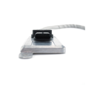 5wk97206a 5wk97206 8983023940 8983023941 Gloednieuwe Nox Sensor Stikstof Zuurstof Sensor Voor Isuzu 24V - Product Image 3