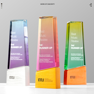 Trofeo de Cristal de Aleación de Aluminio con Gradiente de Color Grabado, Ecológico, de Alta Gama, Personalizable y Creativo, para Ganadores de Concursos - Product Image 5