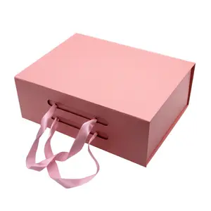กล่องกระดาษแม่เหล็กสำหรับห่อของขวัญแบบมีด้ามจับบรรจุสินค้าในคลังออกแบบโลโก้ได้ตามต้องการ