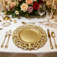 Assiettes de présentation dorées élégantes Wojia 13 pouces, bordure ajourée, en plastique thermolaqué, décoration de table de luxe pour événements et traiteurs
