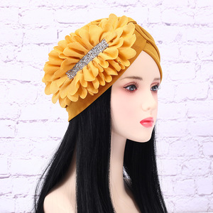 ผ้าโพกหัวฮิญาบสีพื้นสำหรับผู้หญิงมุสลิม รุ่น HZM-<span class=keywords><strong>26095</strong></span>  แบบแอฟริกันไนจีเรีย ประดับมุกและคริสตัล - Product Image 4