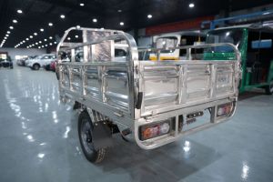 Vendita Diretta dalla Fabbrica di Tricicli Elettrici da Carico in Acciaio di Alta Qualità con Cabina Aperta - Product Image 4