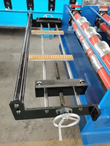 Mesin pembentuk rol dingin mesin pembuat lembaran besi atap trapezoid Line