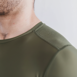 Camiseta de compresión para gimnasio, camisetas atléticas de nailon de compresión para hombre, camisetas de entrenamiento para gimnasio - Product Image 1