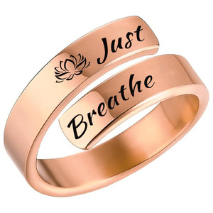 TG-1567 Bague personnalisée en acier inoxydable gravée, avec logo sur mesure, pour femmes et hommes, tendance, avec pierres précieuses, bijoux <span class=keywords><strong>de</strong></span> guérison - Product Image 4