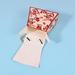 Boîte-cadeau de Saint-Valentin de luxe recyclable personnalisée Boîte de bougie de carte pliante de luxe pour l'emballage de Noël Chemise de doublure en éponge gaufrée - Product Image 4